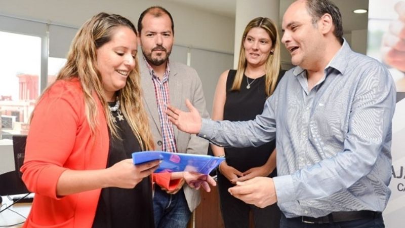 Aporte del intendente a mujeres emprendedoras