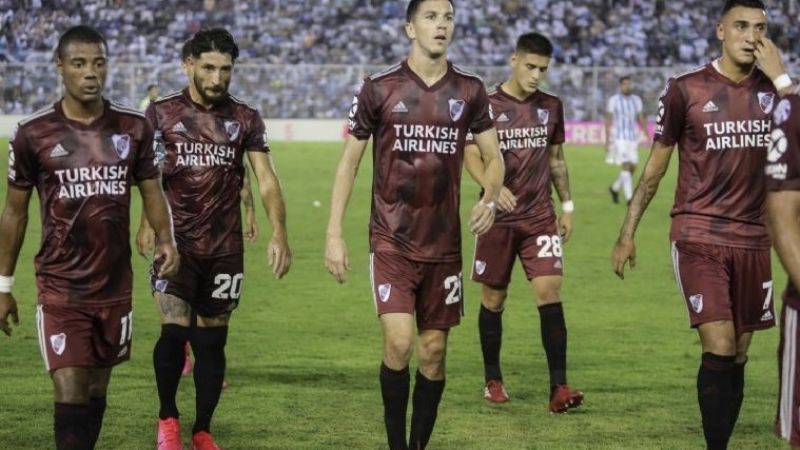 River no pudo con Atlético y se le escapó el título