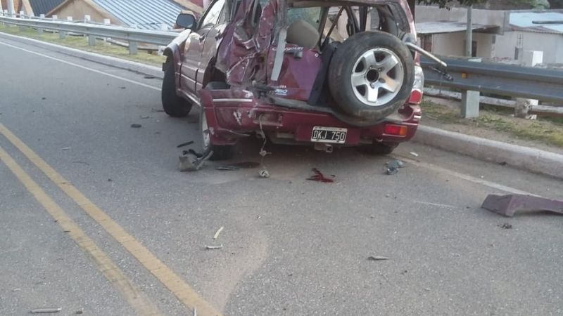 Dos jóvenes perdieron la vida tras un tremendo choque en Aconquija