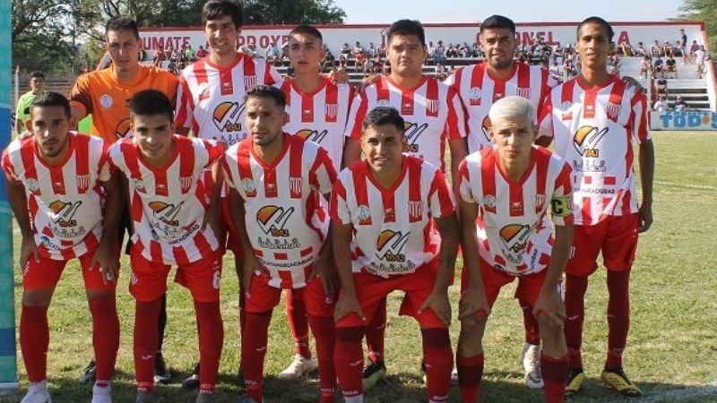 Coronel Daza sigue líder, pese a perder con Mamerto Esquiú