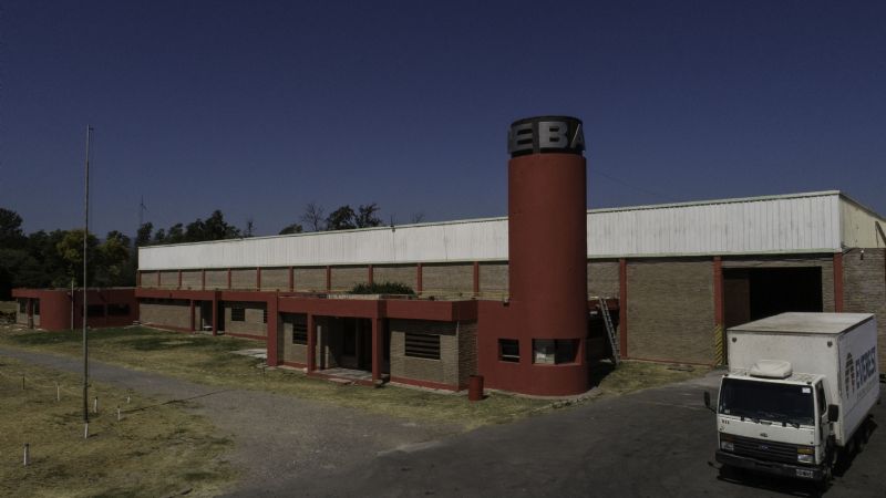 Nueva NEBA comenzó la producción de las primeras 2500 heladeras y freezers