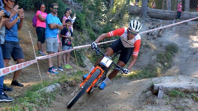 El “Cóndor” Macías ganó la 1ra. del Abierto Argentino XCO