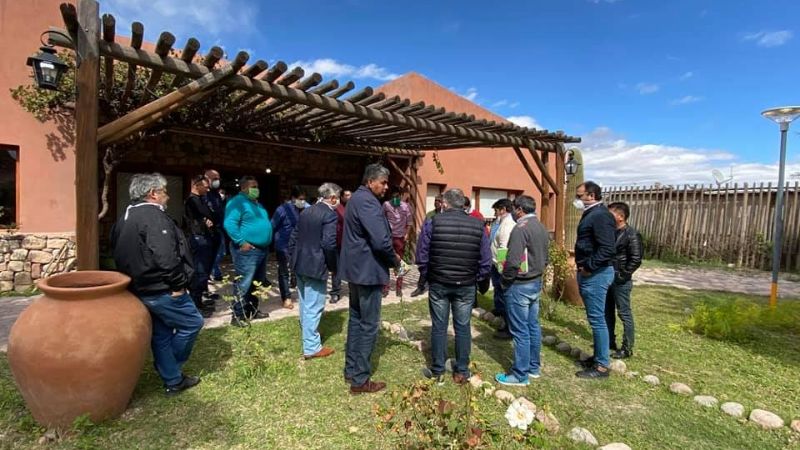 Intendentes acuerdan medidas preventivas por la actividad minera