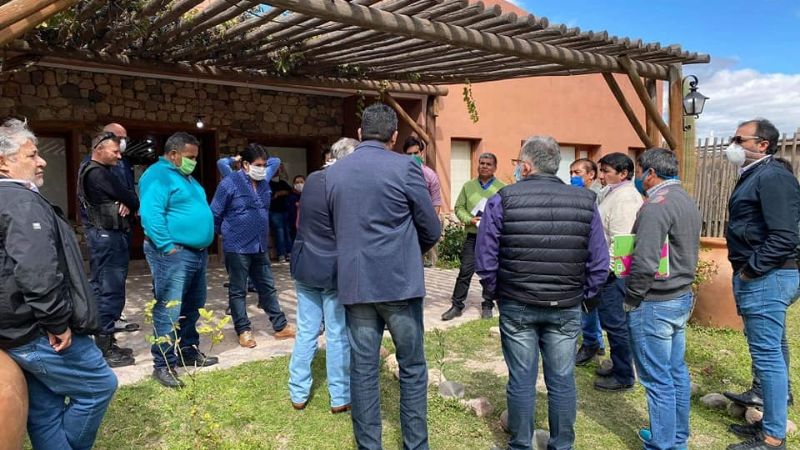 Intendentes acuerdan medidas preventivas por la actividad minera