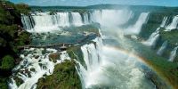 TRADICIONAL POSTAL de las Cataratas de Iguazú, una de las Siete Maravillas del Mundo.