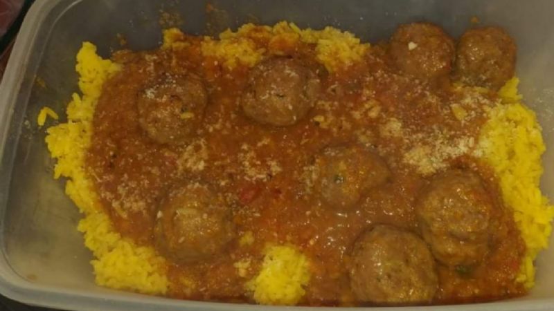 "Manos Solidarias" preparó 240 almuerzos