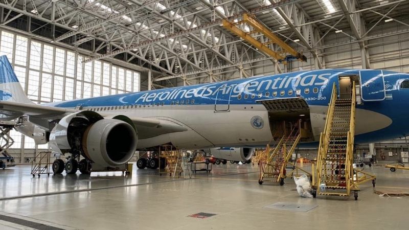 Histórico: Aerolíneas Argentinas vuela por primera vez a China