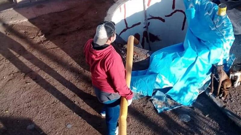 Agua para pobladores de parajes del interior de La Paz