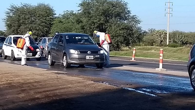 Refuerzan los controles y las tareas de desinfección