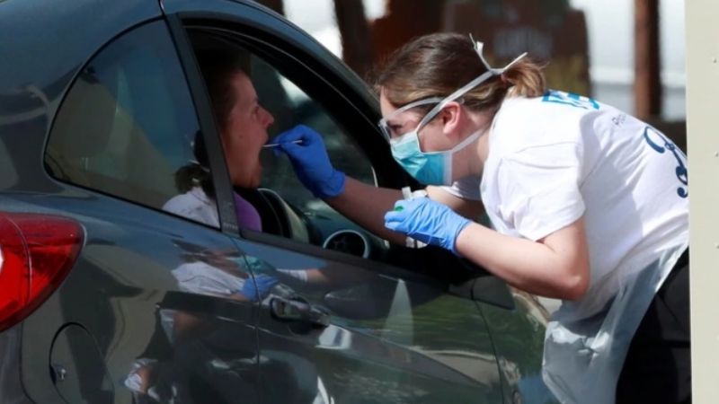 Amplían la definición de caso sospechoso y se harán más análisis