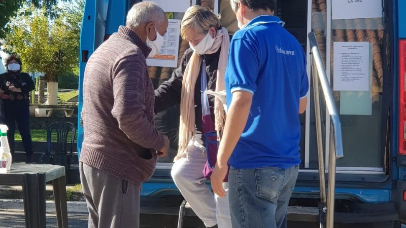 El cajero móvil del BNA ya recorre localidades del interior