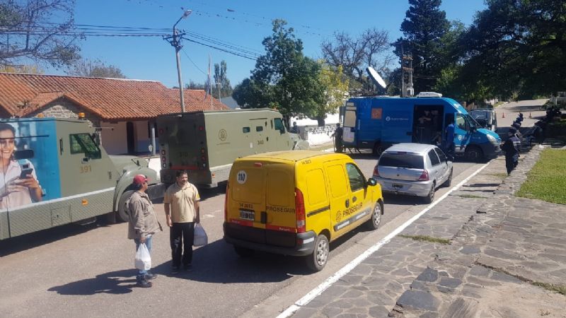 El cajero móvil del BNA ya recorre localidades del interior