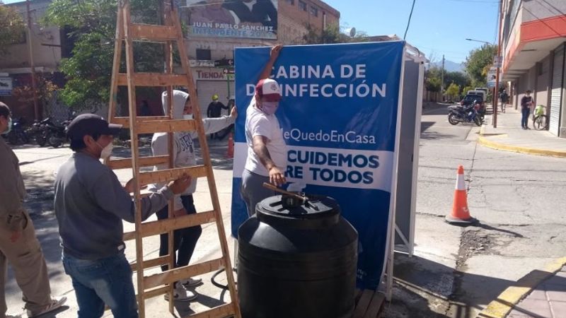 Instalaron cabinas de desinfección en Santa María