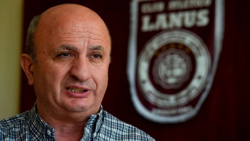 Russo vaticina “dos años sin descenso y la vuelta sin público”