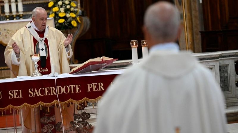 Francisco advirtió de un virus “peor”, el del “egoísmo indiferente"