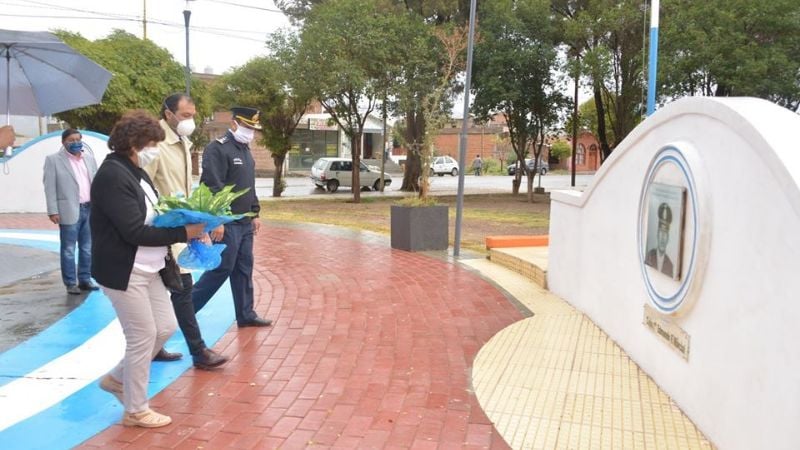 Sentido homenaje a ex Combatientes y Caídos en Malvinas en Santa María