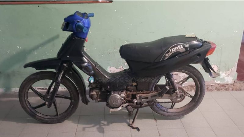 Persecución de película y amenazas de muerte a policías con una trincheta