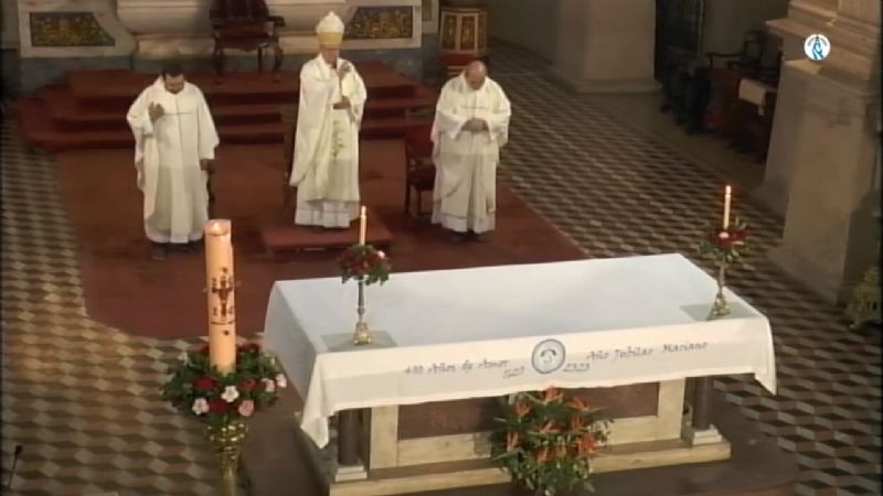 “Madre bendita del Valle, consíguenos una fe más fuerte, más parecida a la tuya”