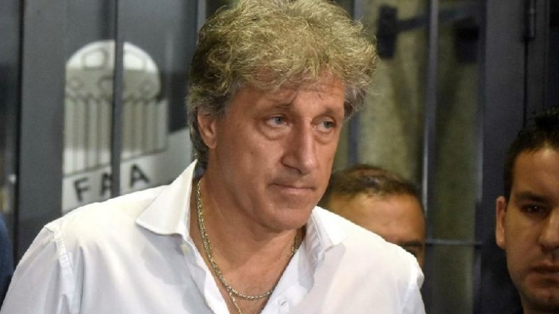 Para Marchi, "está en juego la industria del fútbol"