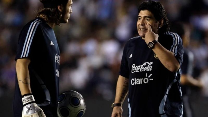 Campestrini “no se la perdona” a Maradona