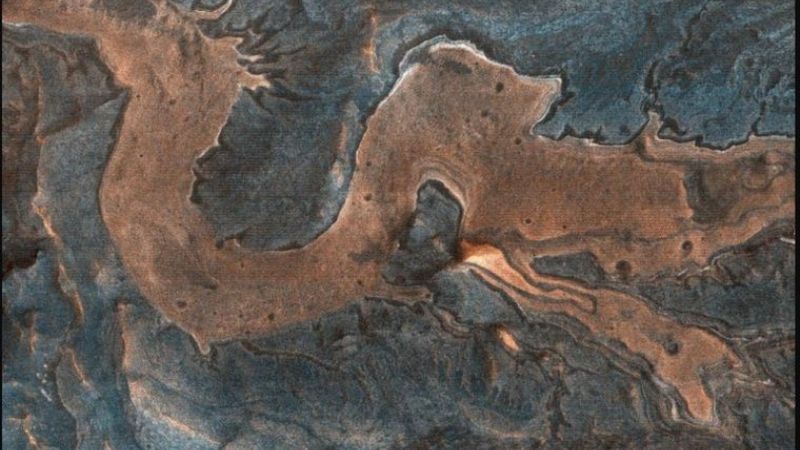 ¿Fotografiaron a un "dragón" en la superficie de Marte?