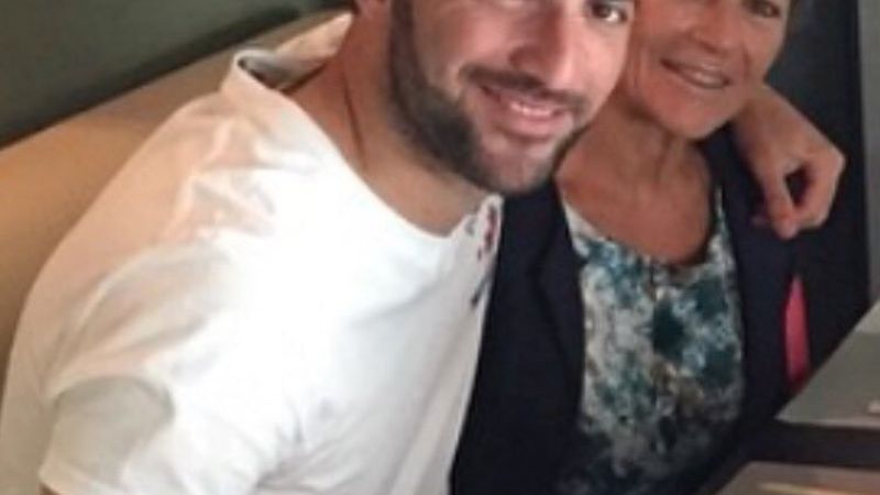 Un problema familiar acerca a Gonzalo Higuaín a River