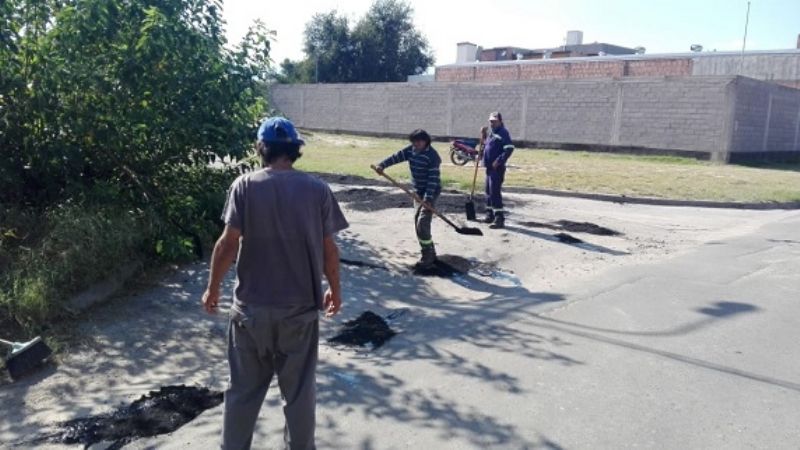 Continúa el bacheo en la ciudad