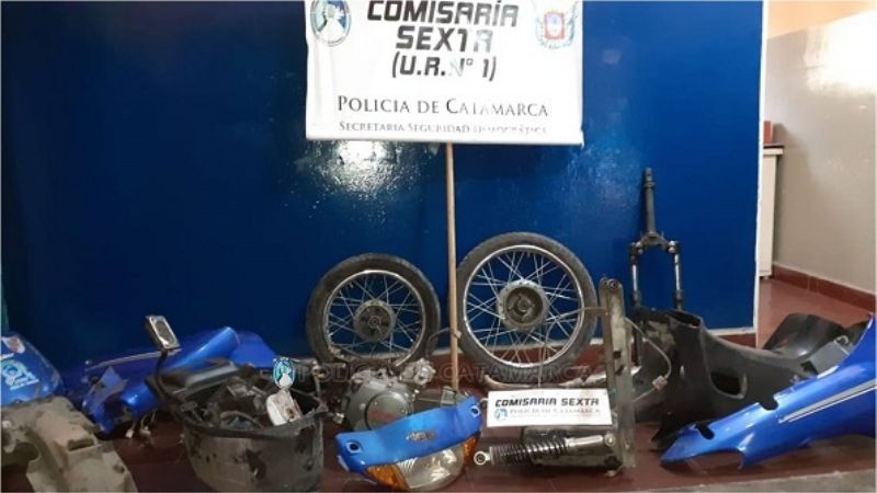 Le robaron la moto y le ofrecieron las partes