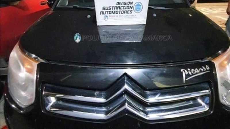 Encuentran un auto robado en Buenos Aires