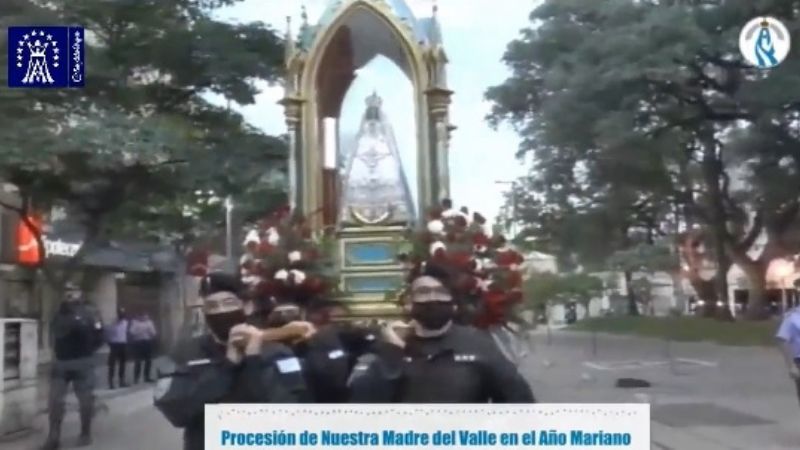 Se lleva a cabo la Procesión, sin participación de fieles