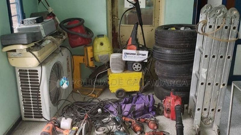 Cuatro detenidos en un desorden en B° Municipal