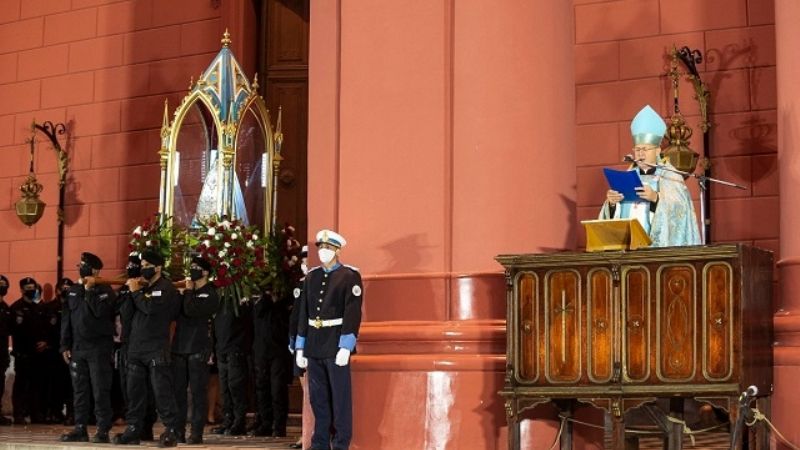 Se concretó la histórica Procesión de la Virgen