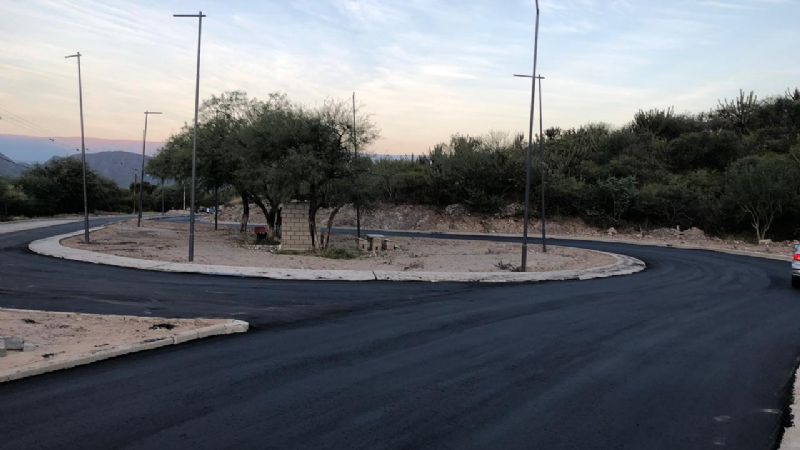 Se completó el asfaltado el acceso a la Gruta