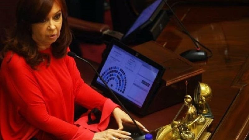 Cristina procura reiniciar las sesiones del Senado