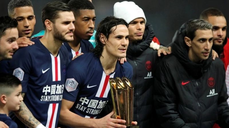 Francia también dio por finalizado su torneo de fútbol