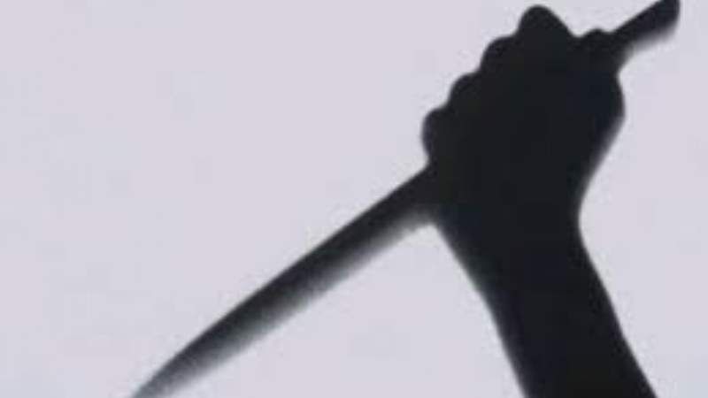 En ataque de furia, joven agarró un cuchillo de la cocina y amenazó a su familia