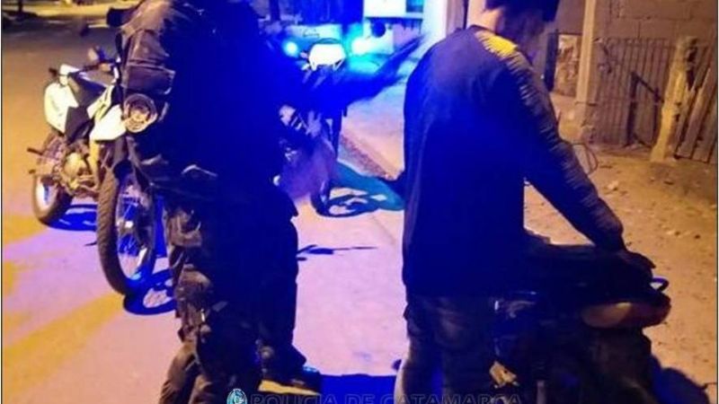 No justificaron su presencia en la calle y quedaron a disposición de la Justicia