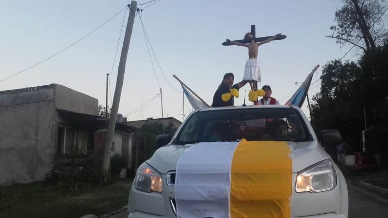 El Señor de la Salud recorrió comunidades de El Alto