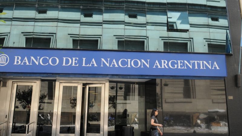 Bancarios piden un bono extra antes de reabrir la atención al público