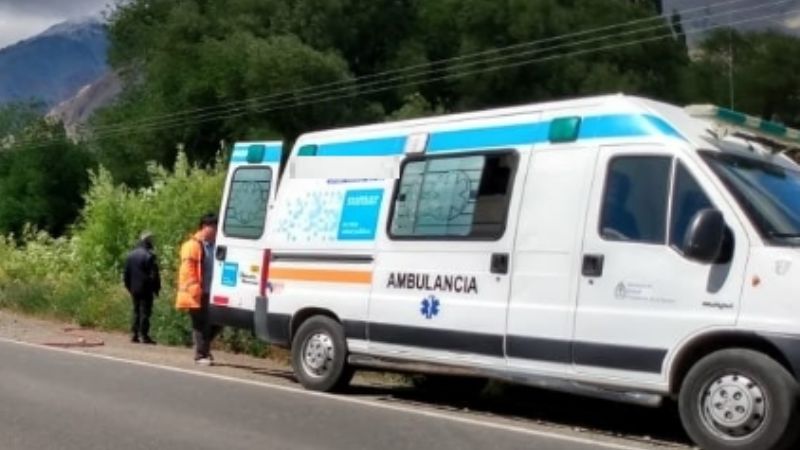 Volcó un auto en el ingreso a Chuchucaruana