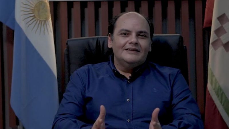 Gustavo agradeció el compromiso de los trabajadores de la ciudad