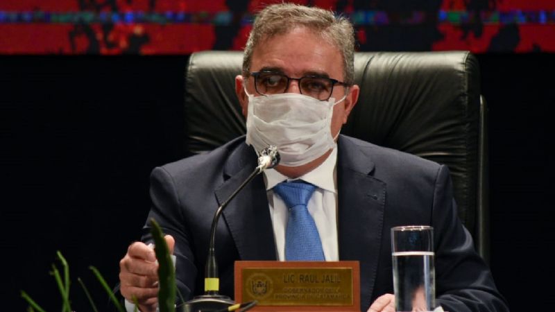 Un breve discurso de Jalil en una atípica asamblea legislativa