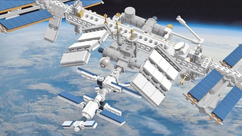 ¿Flotillas de OVNIS se acercan a la Tierra?