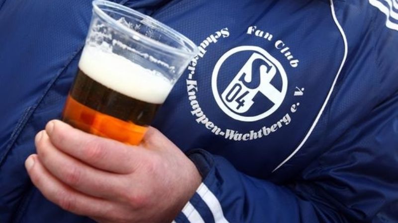 Club alemán devolvió 8.000 litros de cerveza por el cese del fútbol