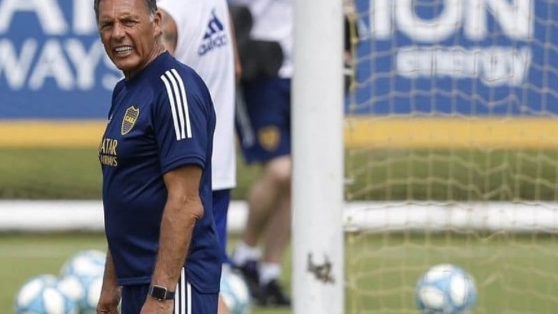 Russo, en contra de los cinco cambios que propone FIFA