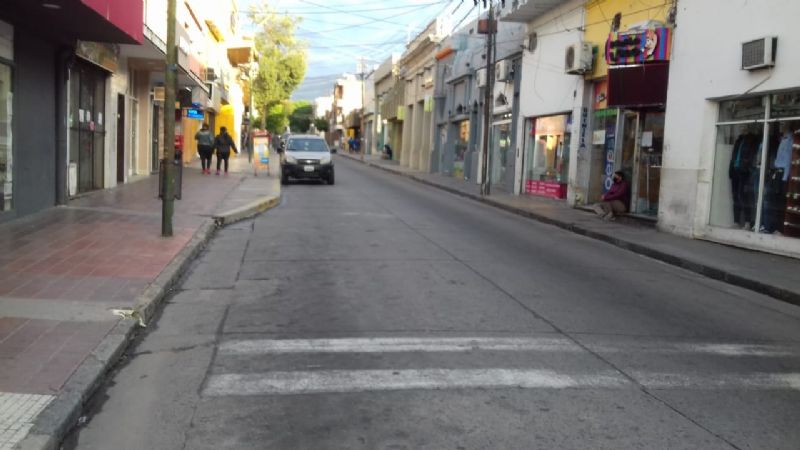 Lunes de feriado provincial sin movimiento en el centro