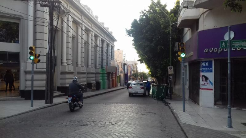 Lunes de feriado provincial sin movimiento en el centro