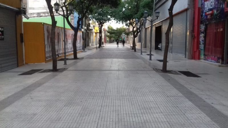 Lunes de feriado provincial sin movimiento en el centro