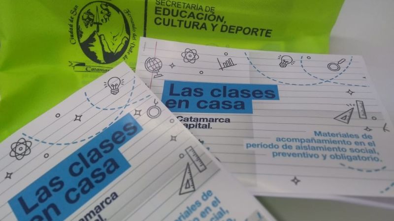 Entrega de módulos alimentarios en escuelas municipales