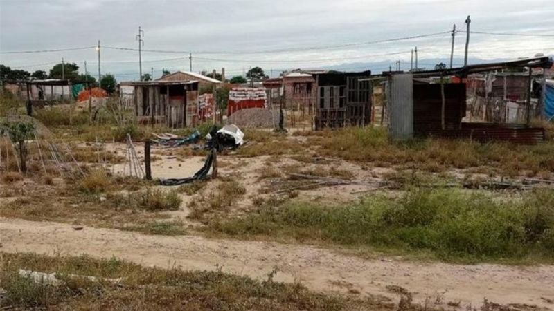 Apostaba a sus hijos en juego de cartas: si perdía, dejaba que los violaran